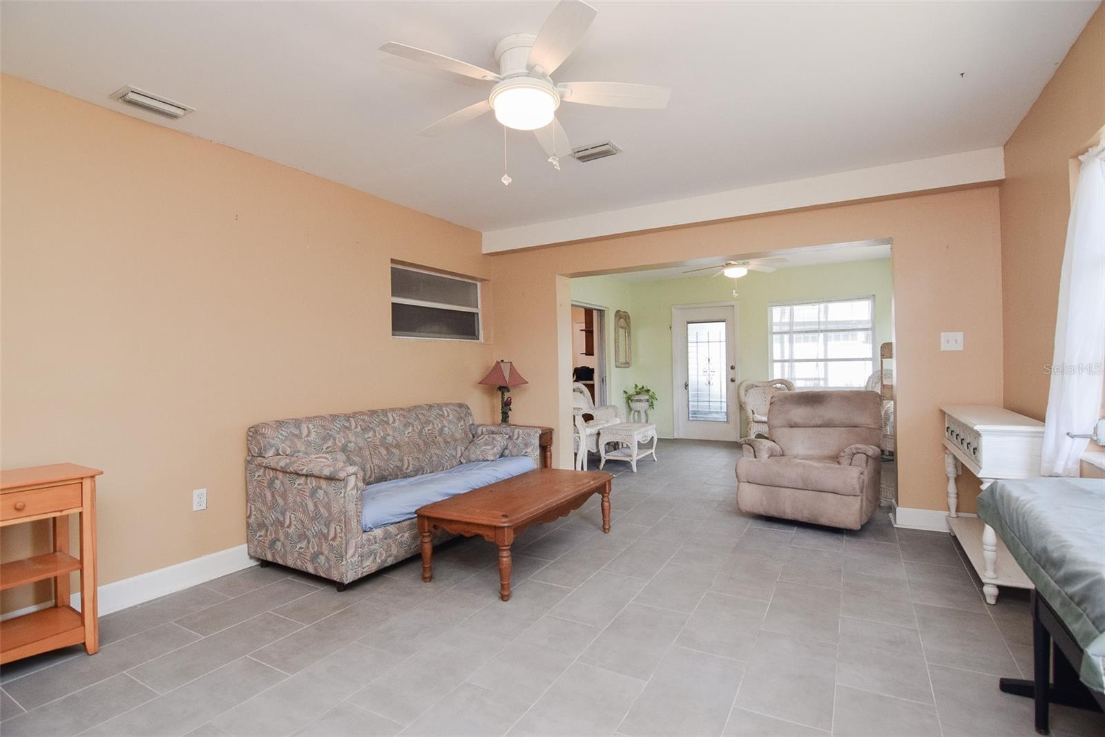 RIDGEWOOD GROVES - Residential