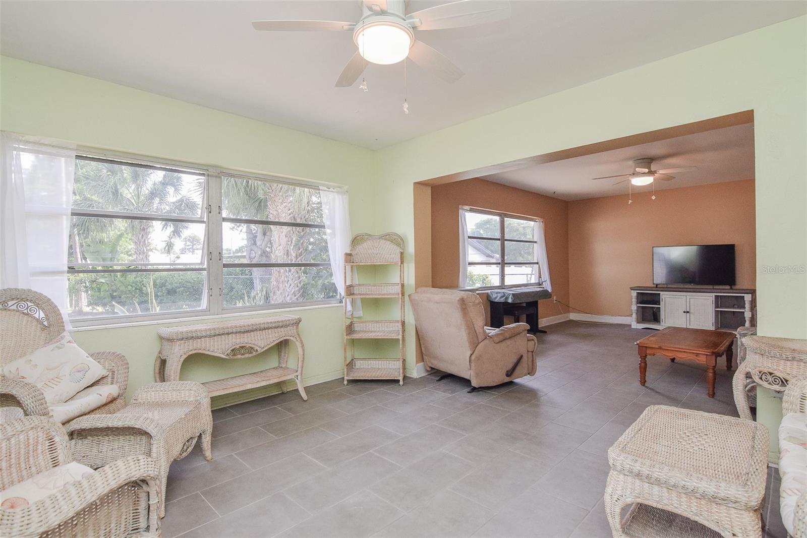 RIDGEWOOD GROVES - Residential