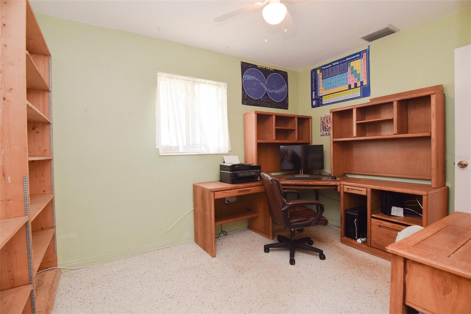 RIDGEWOOD GROVES - Residential