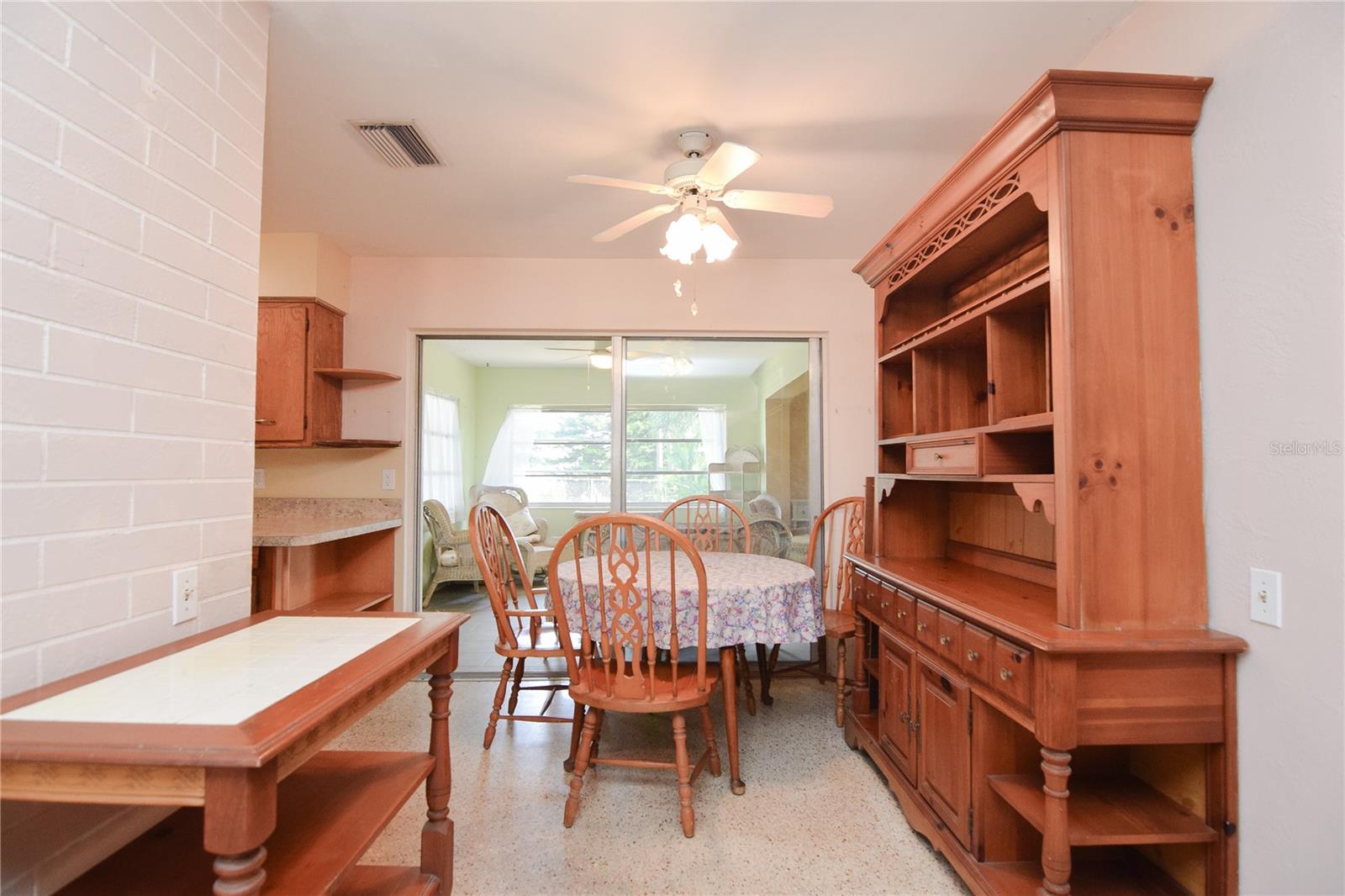 RIDGEWOOD GROVES - Residential