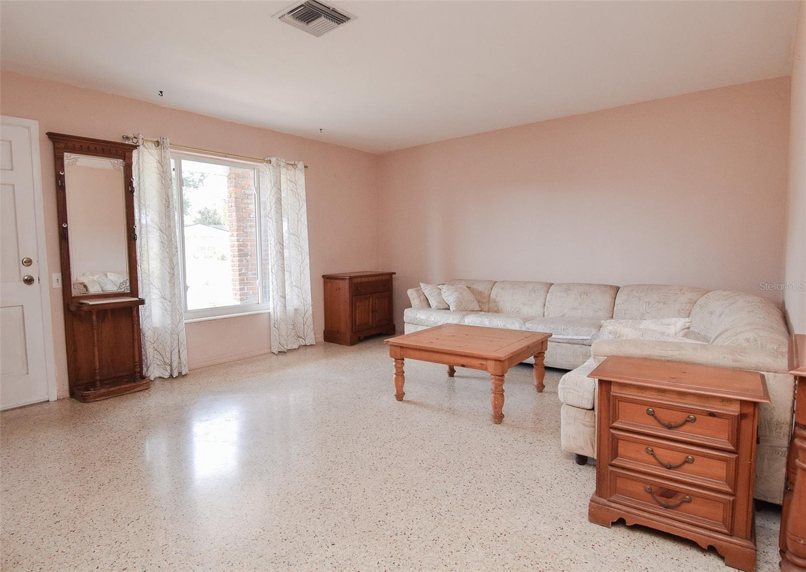 RIDGEWOOD GROVES - Residential