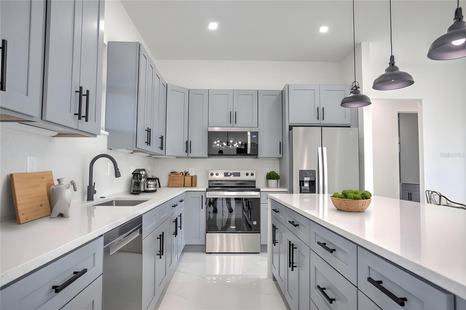 9468 ATTICA CIRCLE, PORT CHARLOTTE, FL, 33981 4 9468 ATTICA CIRCLE