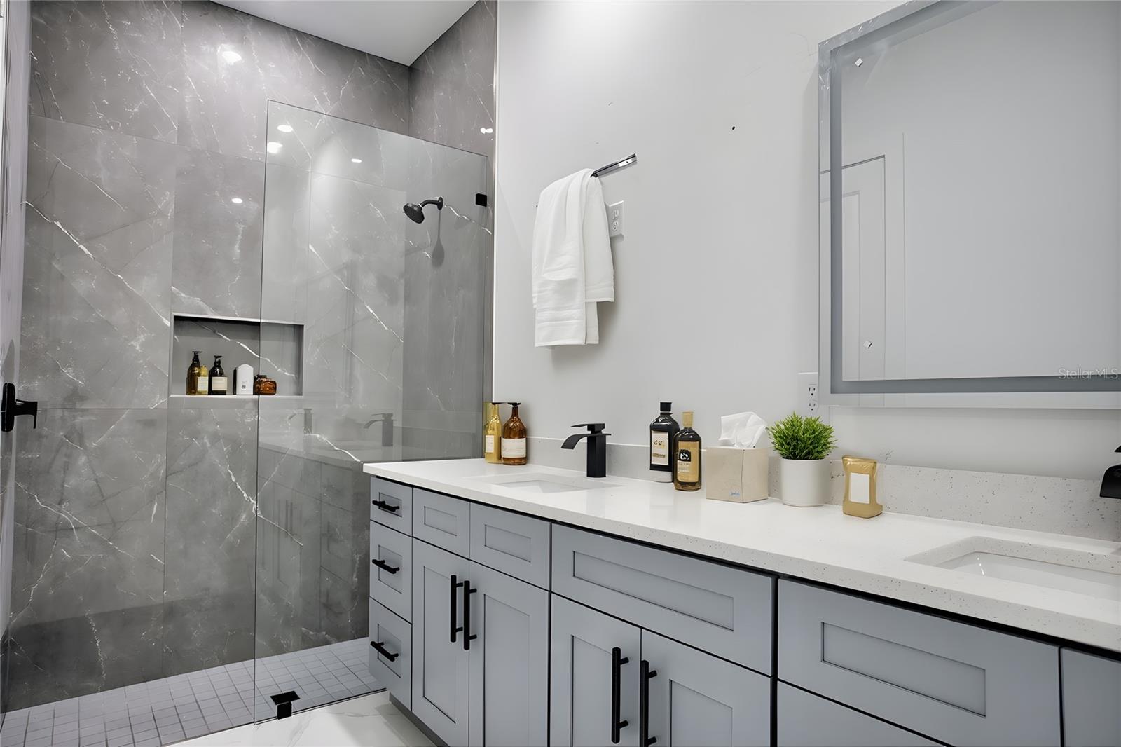 PORT CHARLOTTE SEC 081 - Residential