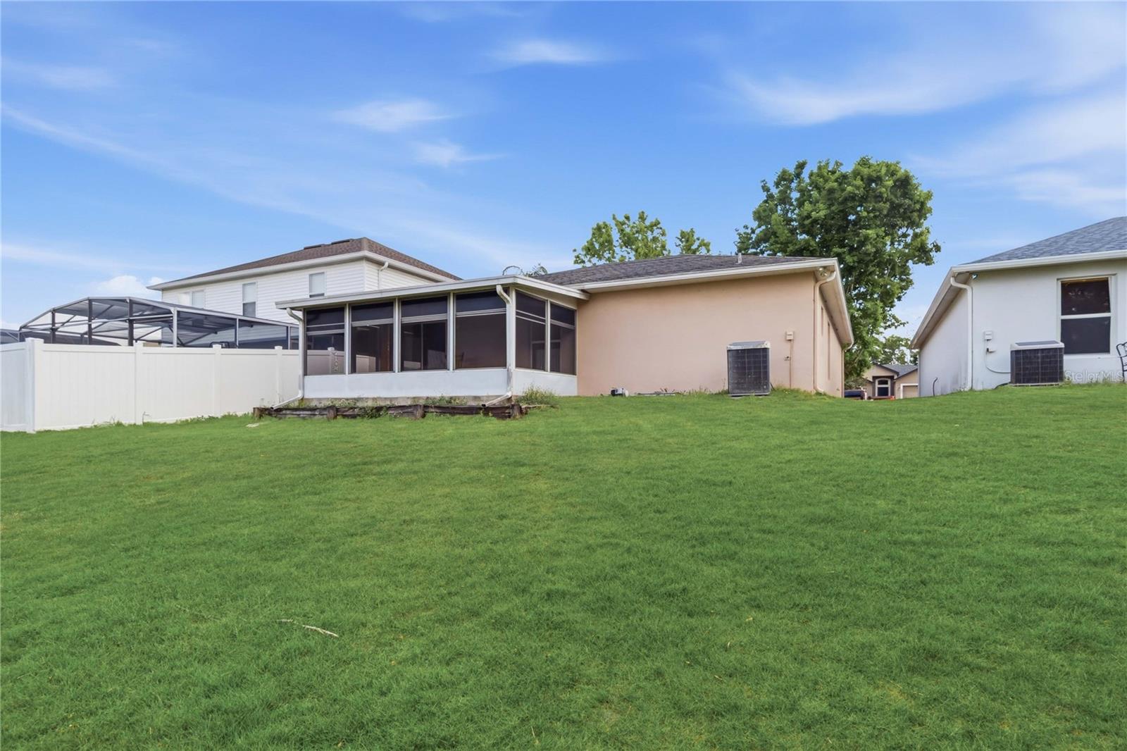 GROVELAND LAKE DOT LANDING SUB - Residential