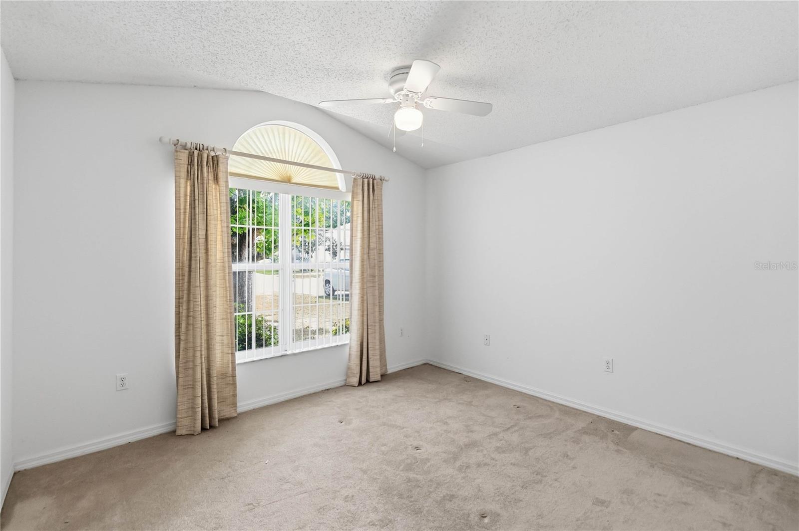 GROVELAND LAKE DOT LANDING SUB - Residential