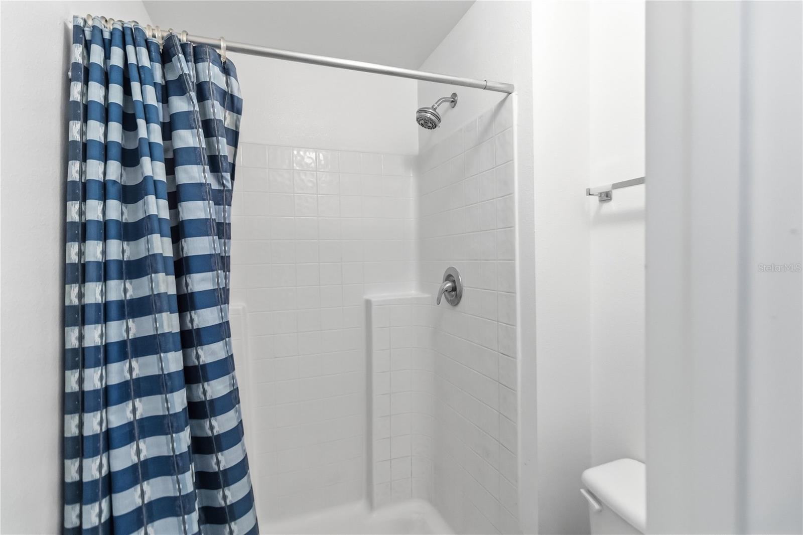 GROVELAND LAKE DOT LANDING SUB - Residential