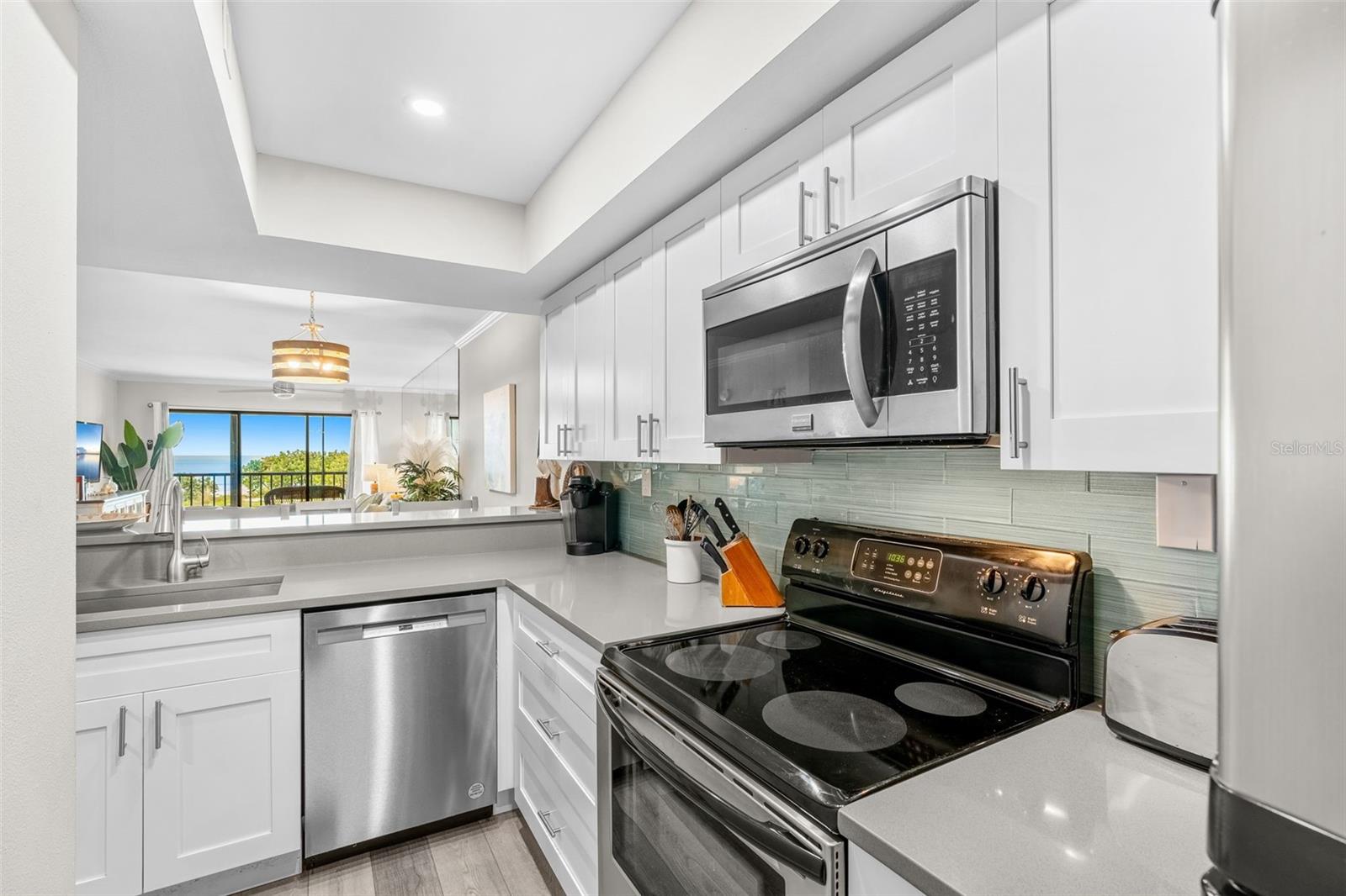 LANDS END AT SUNSET BEACH CONDO - Residential