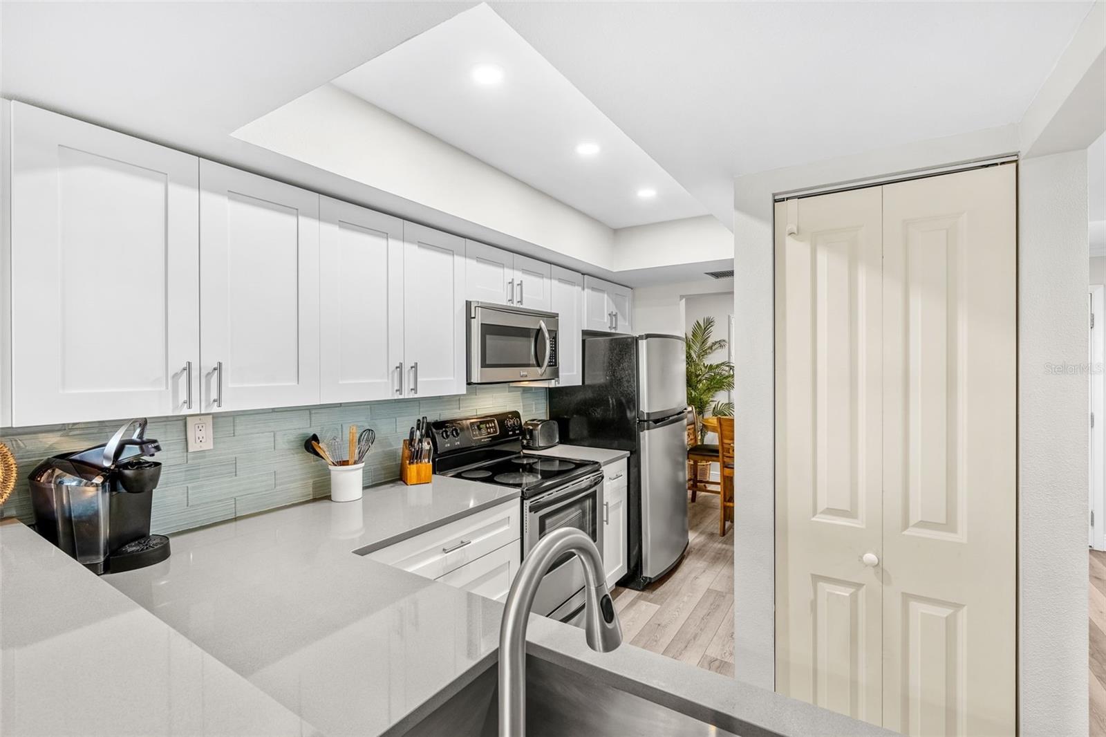 LANDS END AT SUNSET BEACH CONDO - Residential