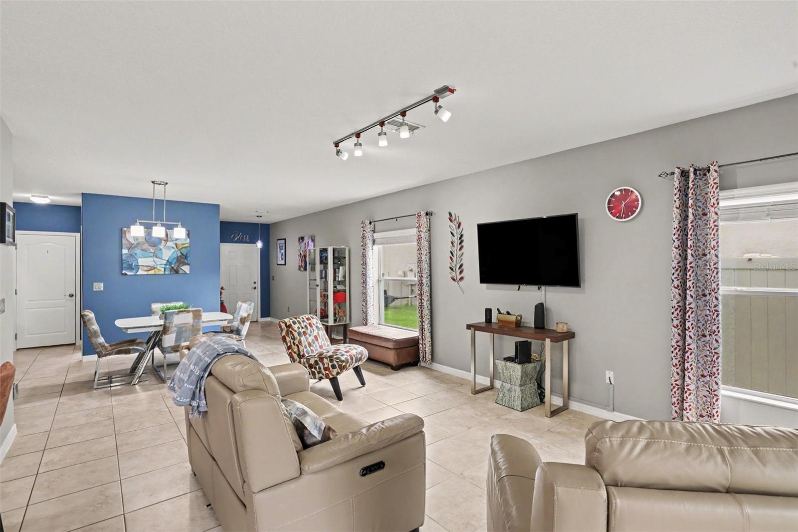 4956 REFLECTING POND CIRCLE, WIMAUMA, FL, 33598 3 4956 REFLECTING POND CIRCLE