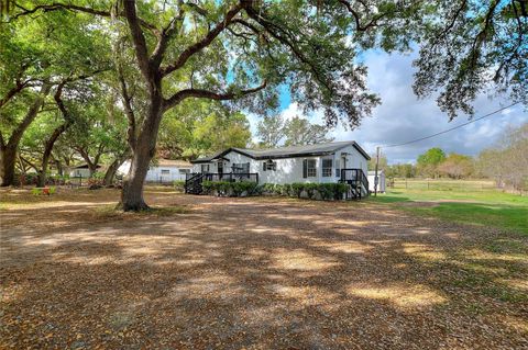 Photo of 3309 Cooper Road, Plant City, FL 33565 (MLS # TB8488635)