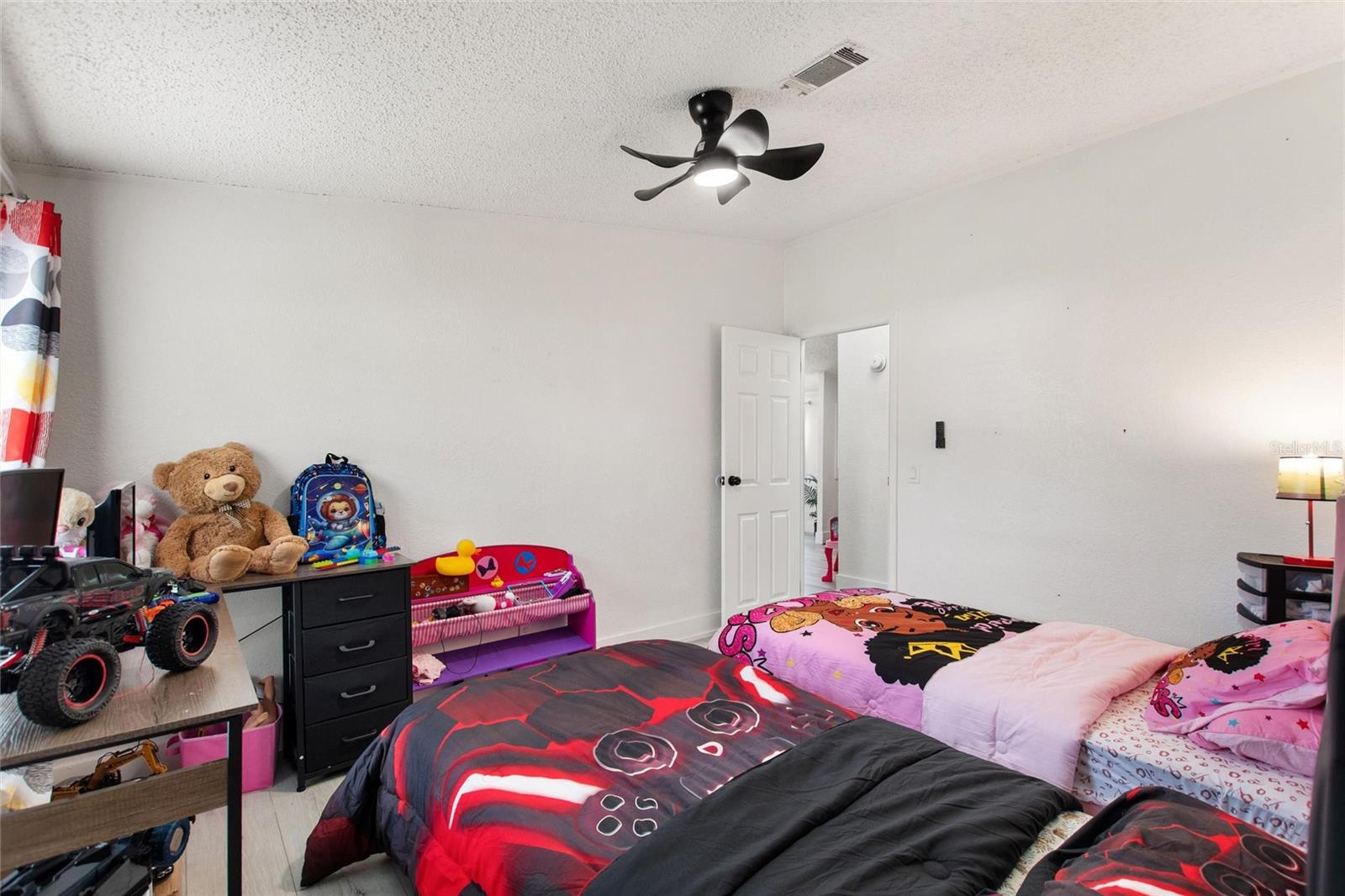 COOPER HOLLOW - Residential