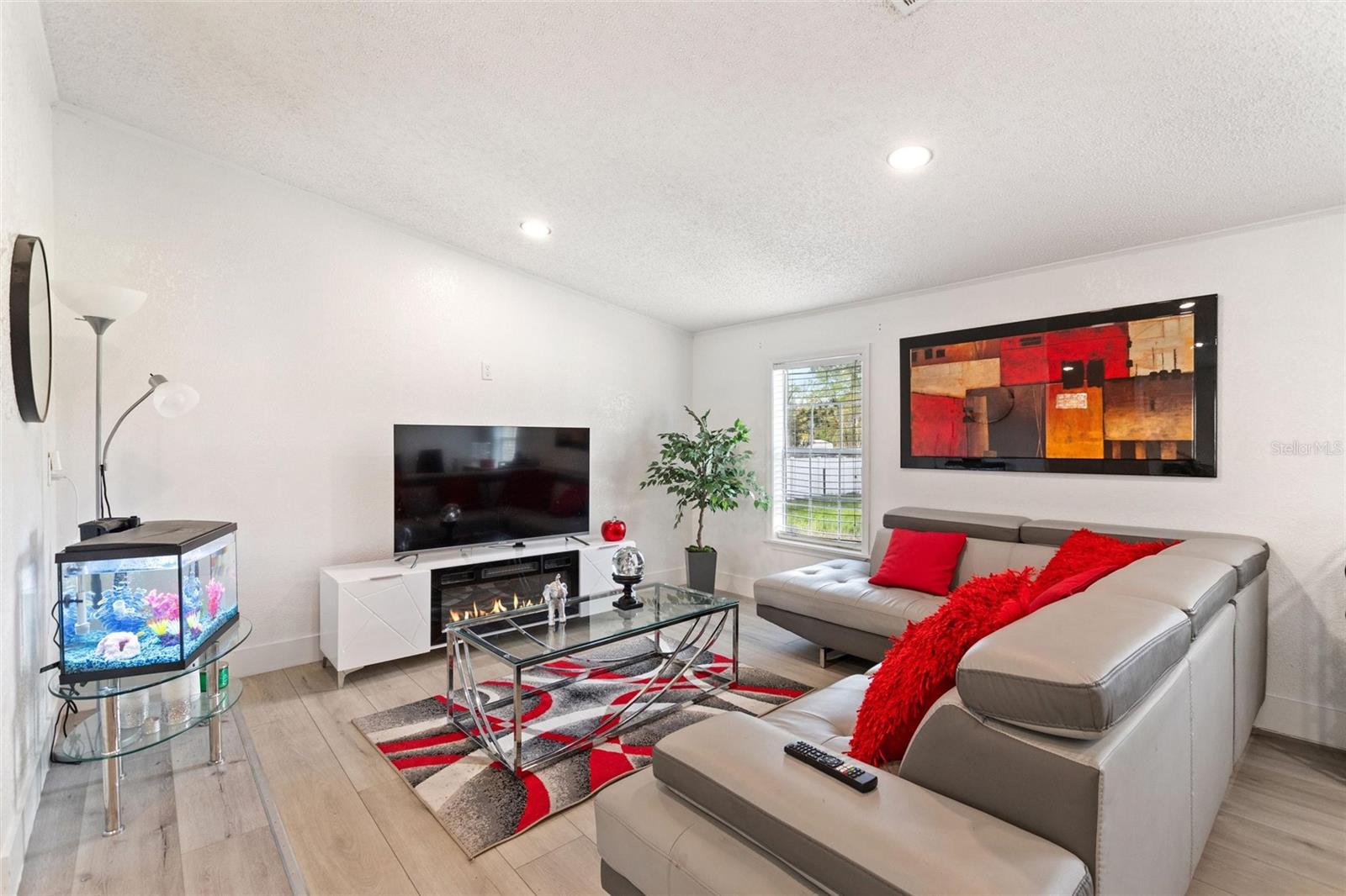 COOPER HOLLOW - Residential