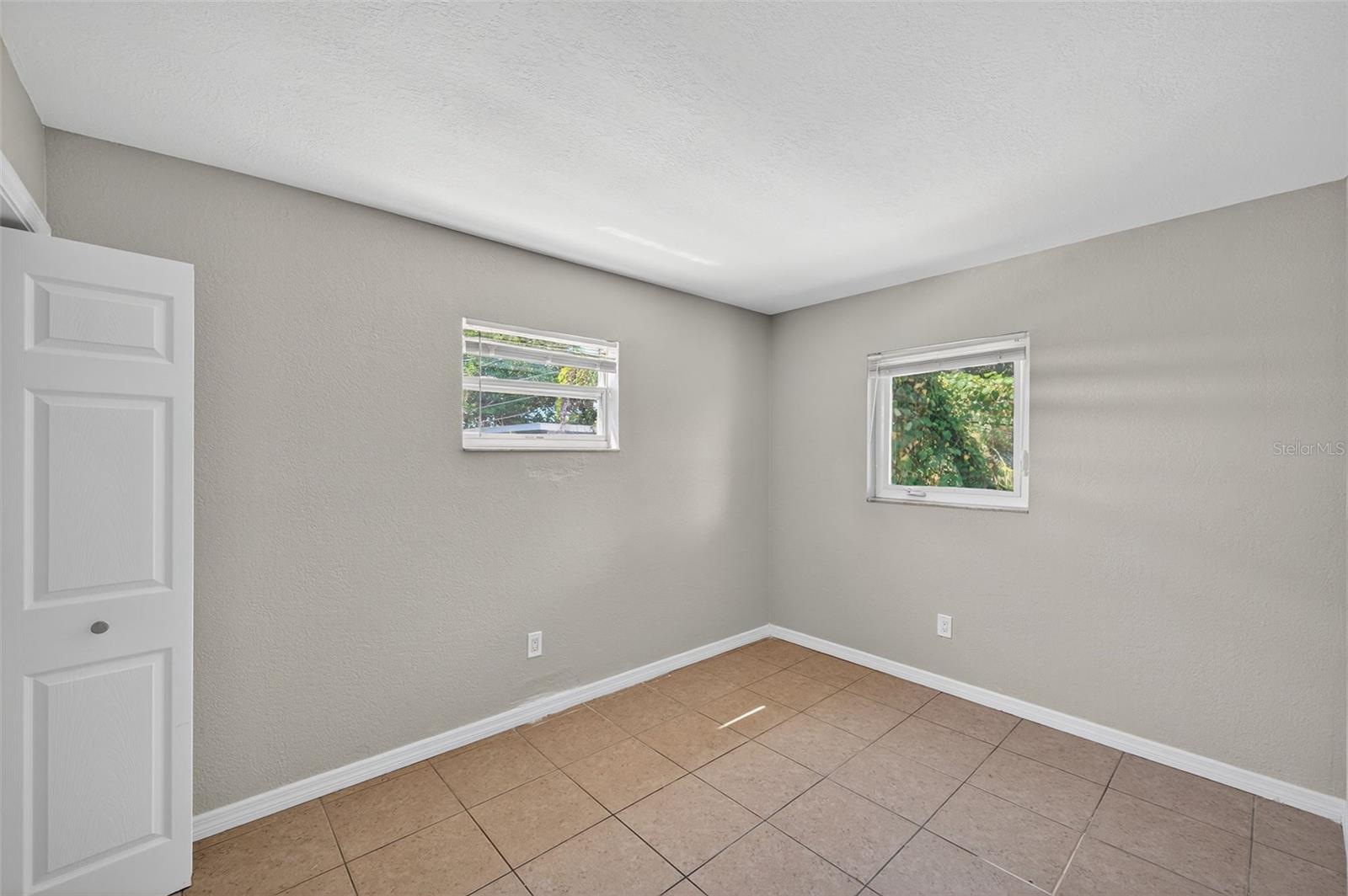 LA PLAZA ADD - Residential Lease