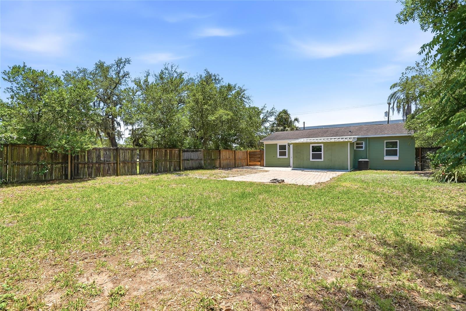 TEMPLE TERRACE - Residential