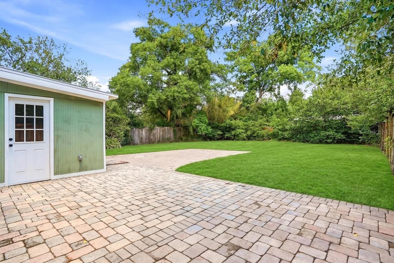 TEMPLE TERRACE - Residential