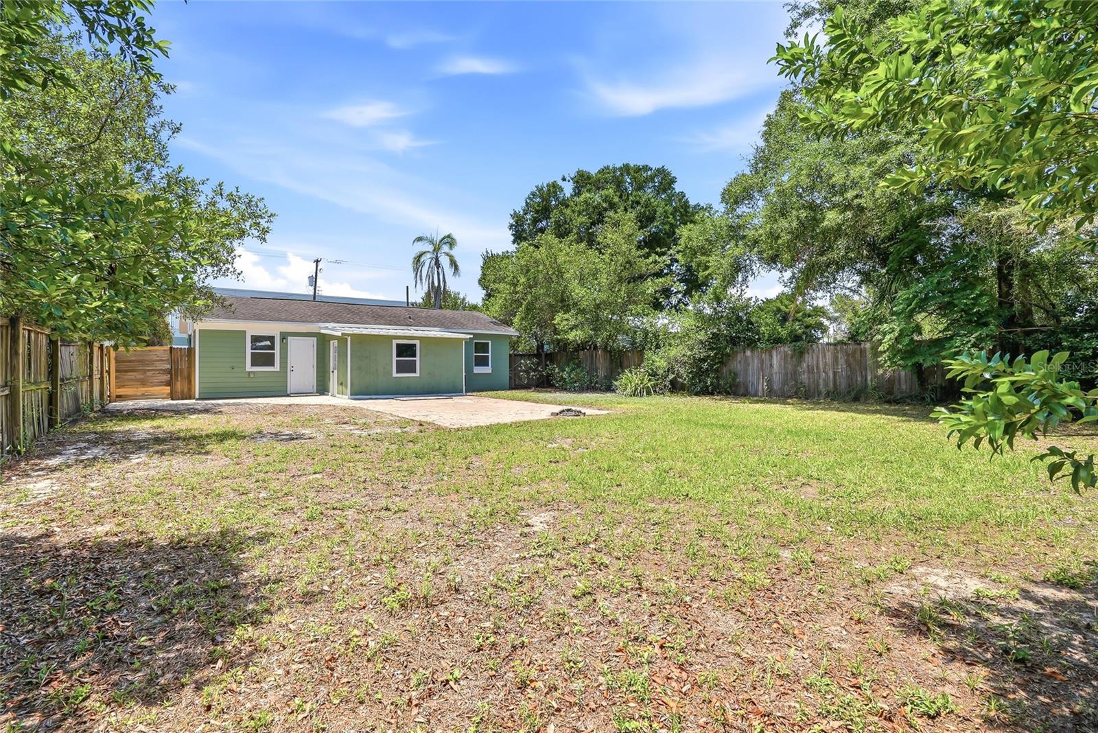 TEMPLE TERRACE - Residential