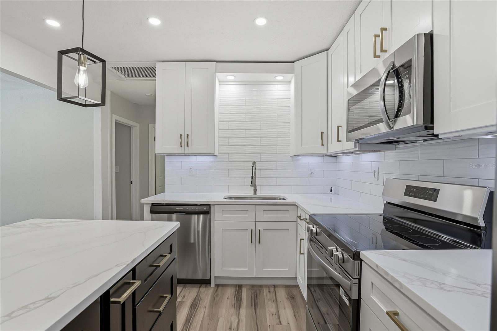 TEMPLE TERRACE - Residential