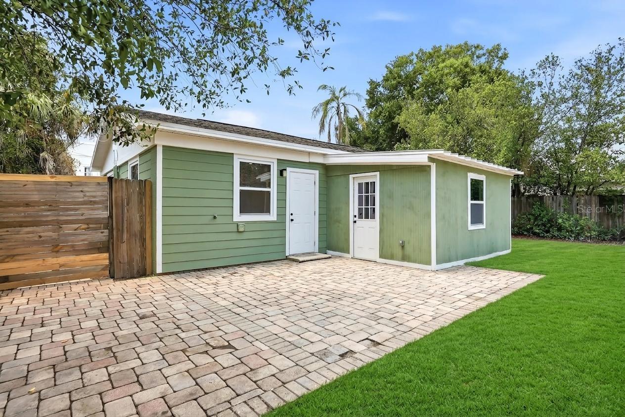 TEMPLE TERRACE - Residential