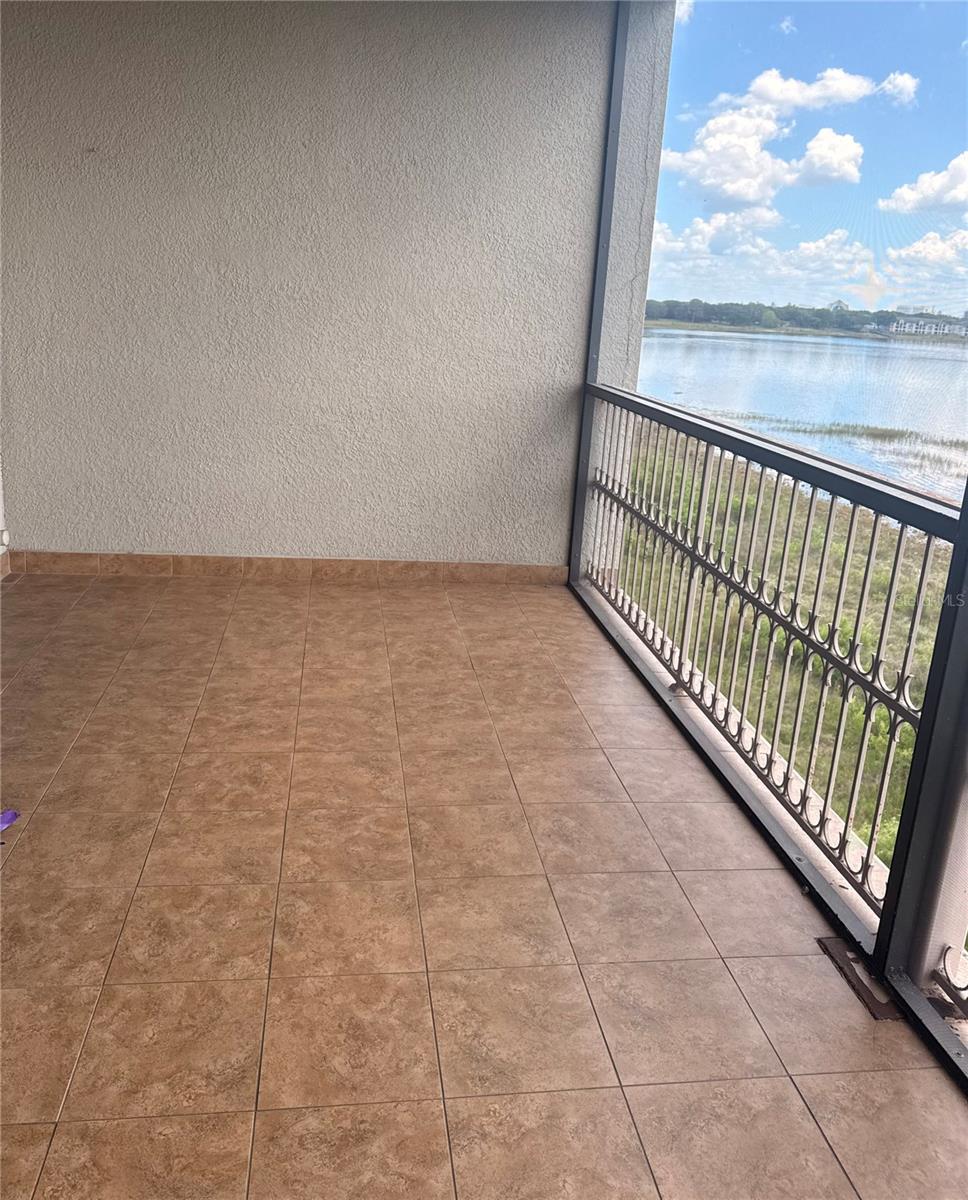 VIZCAYA HEIGHTS CONDO OR 6575 1315 - Residential Lease