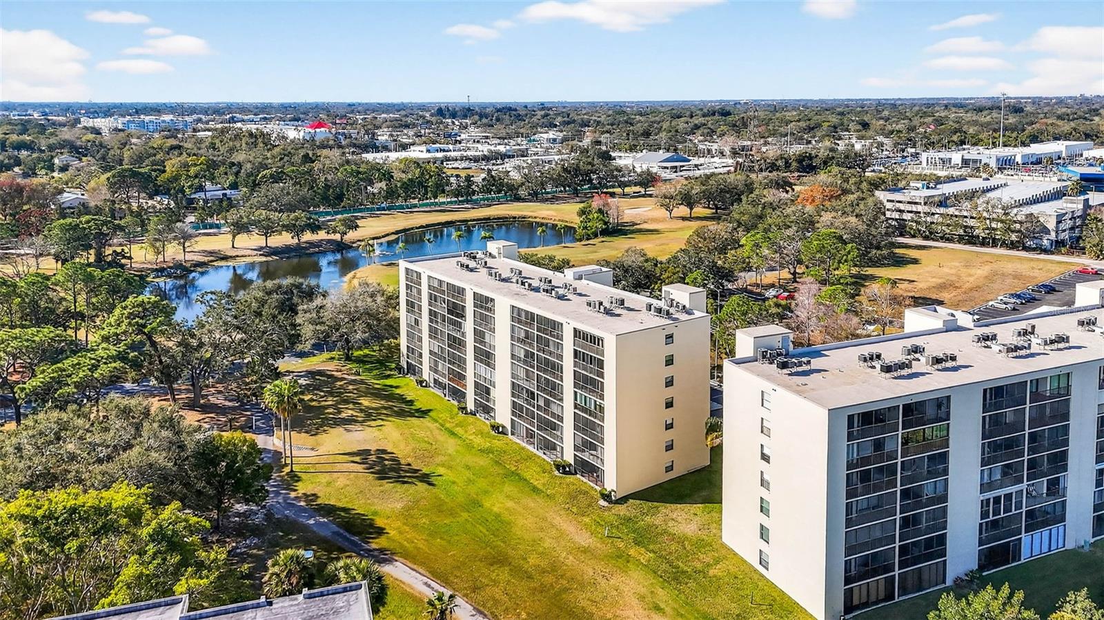 COVE CAY VILLAGE III - Residential