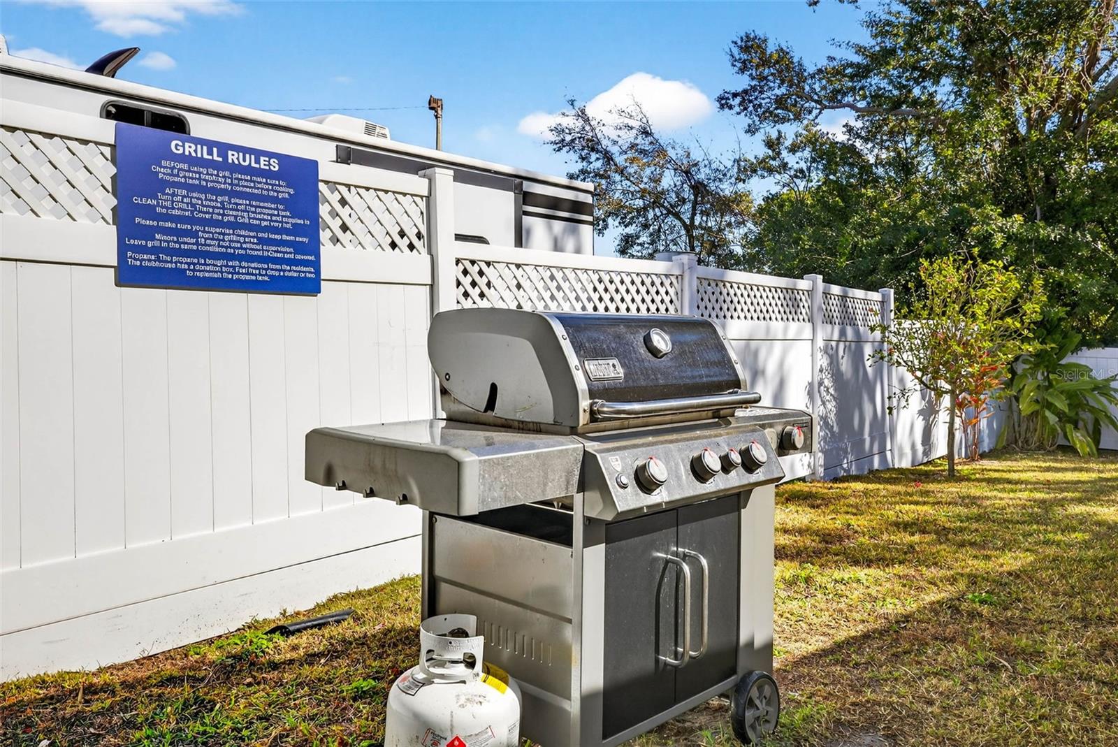 COVE CAY VILLAGE III - Residential