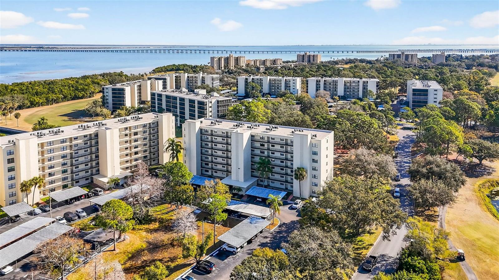 COVE CAY VILLAGE III - Residential