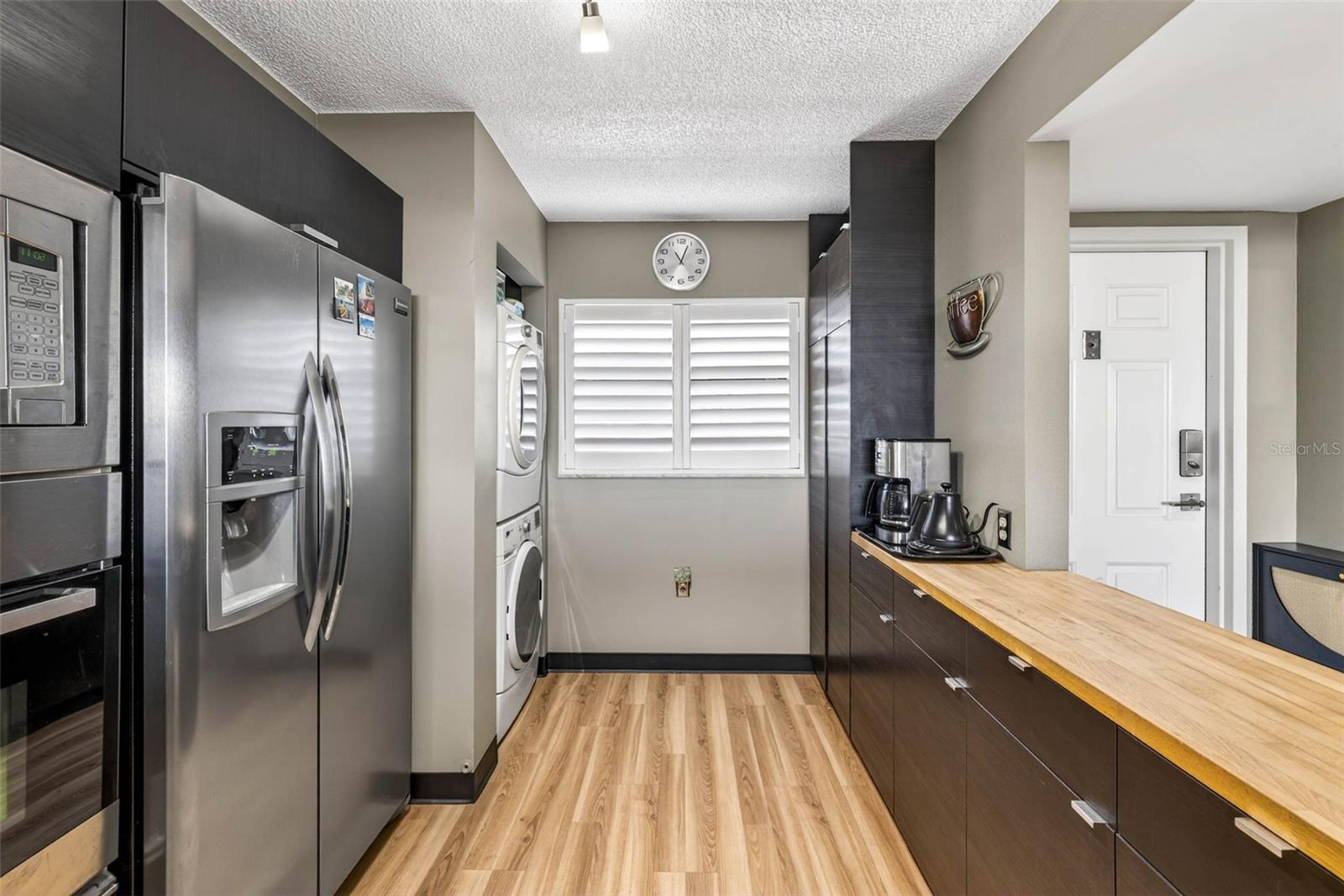 COVE CAY VILLAGE III - Residential