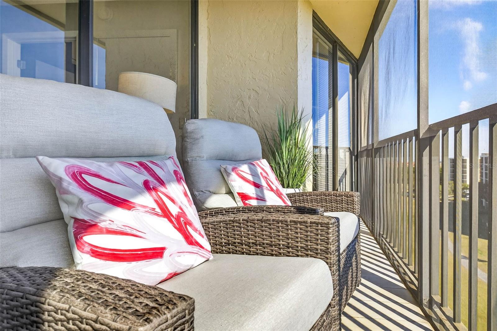 COVE CAY VILLAGE III - Residential