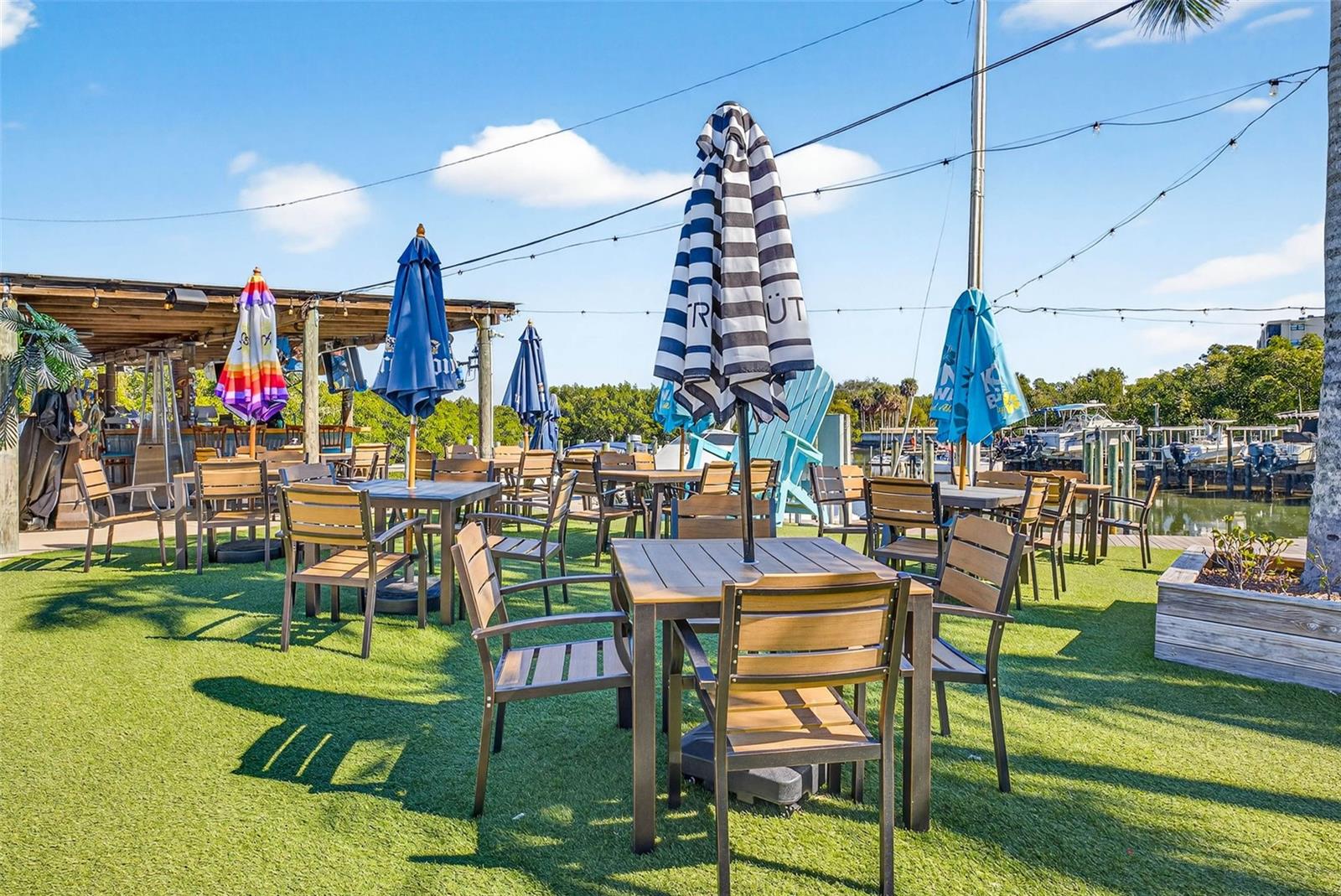 COVE CAY VILLAGE III - Residential