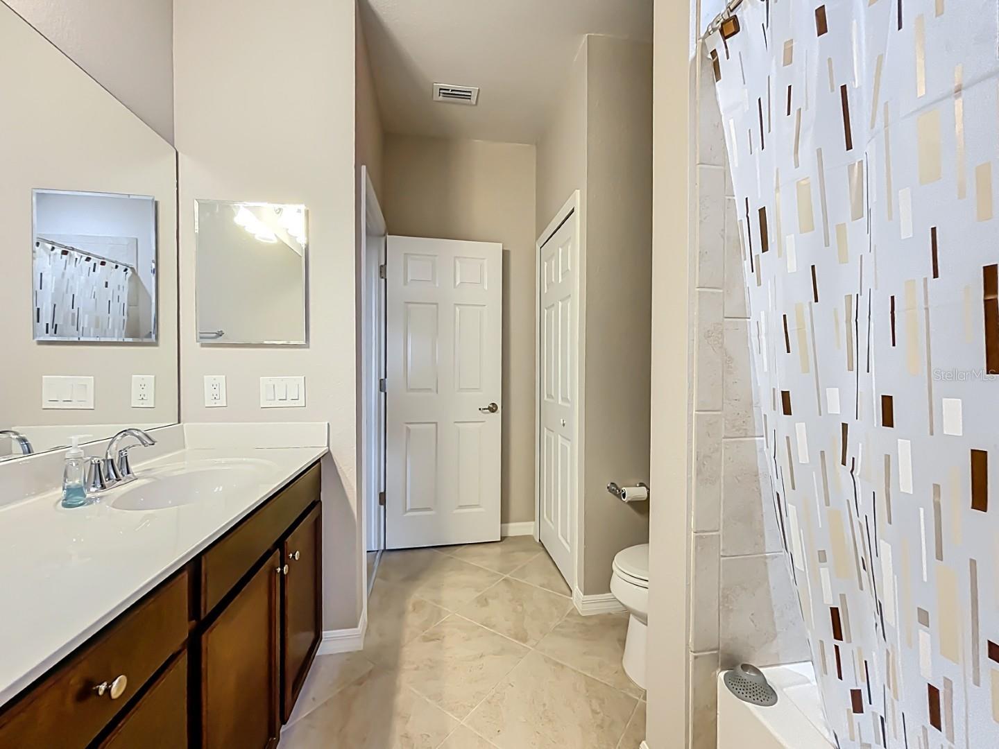 GRAN PARADISO, TWNHMS 1A - Residential