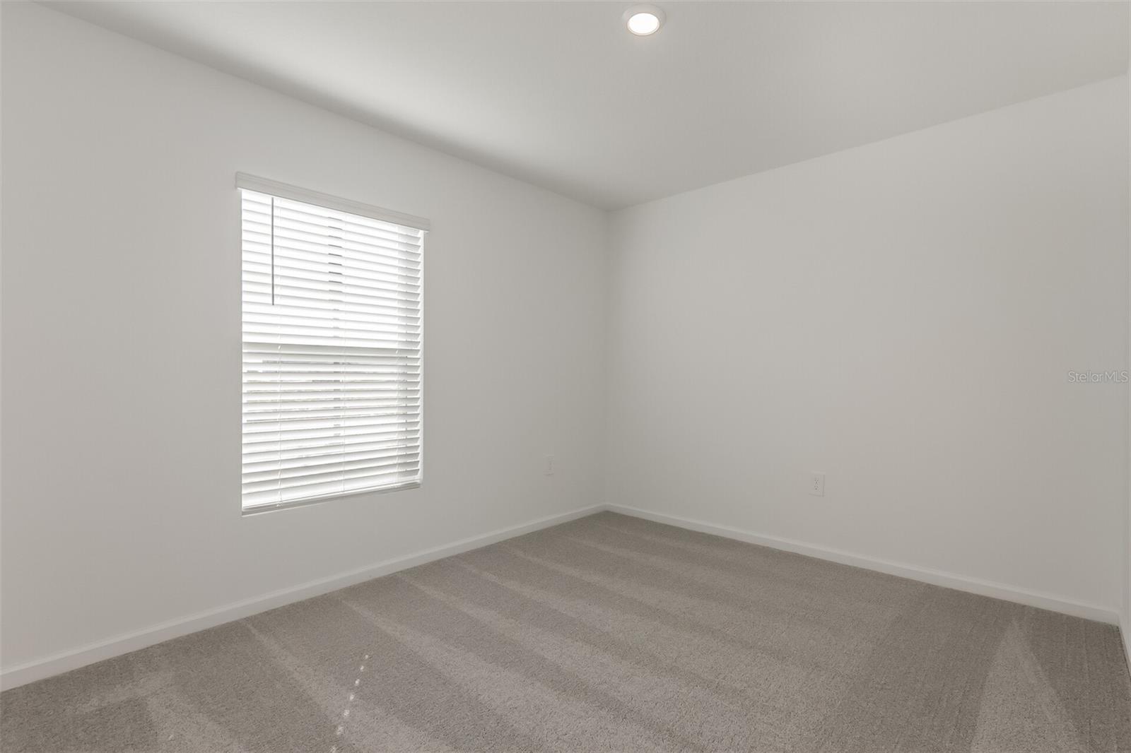 HUNT CLUB/LK WALES PH 1 - Residential Lease