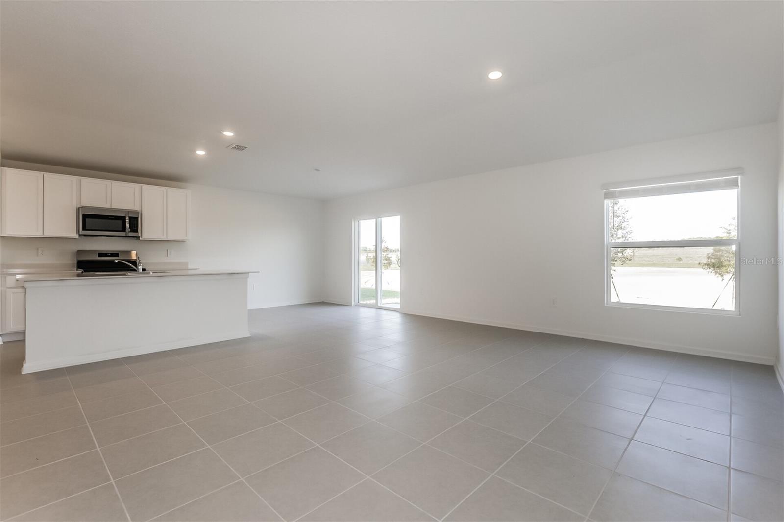 HUNT CLUB/LK WALES PH 1 - Residential Lease