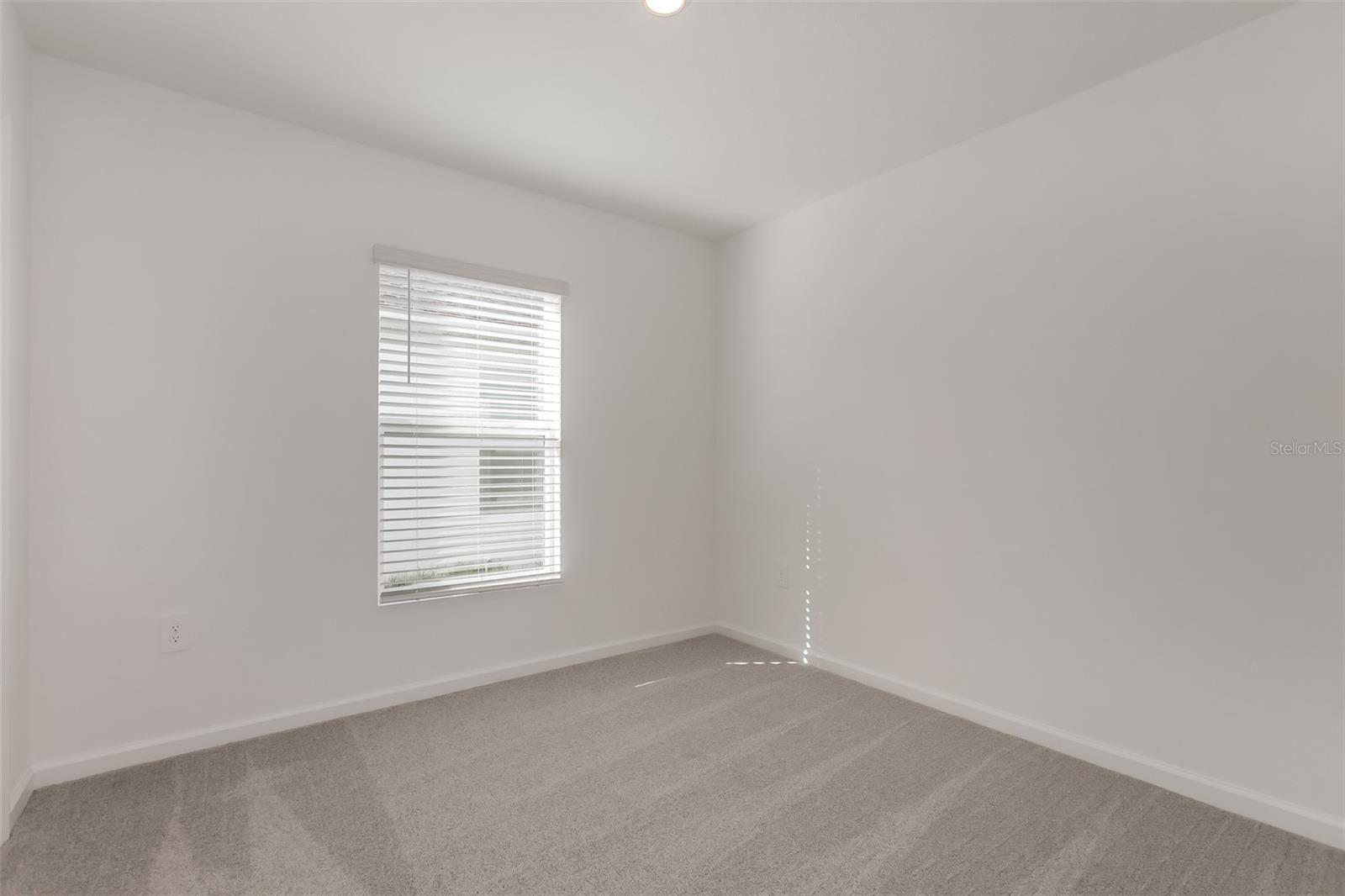 HUNT CLUB/LK WALES PH 1 - Residential Lease