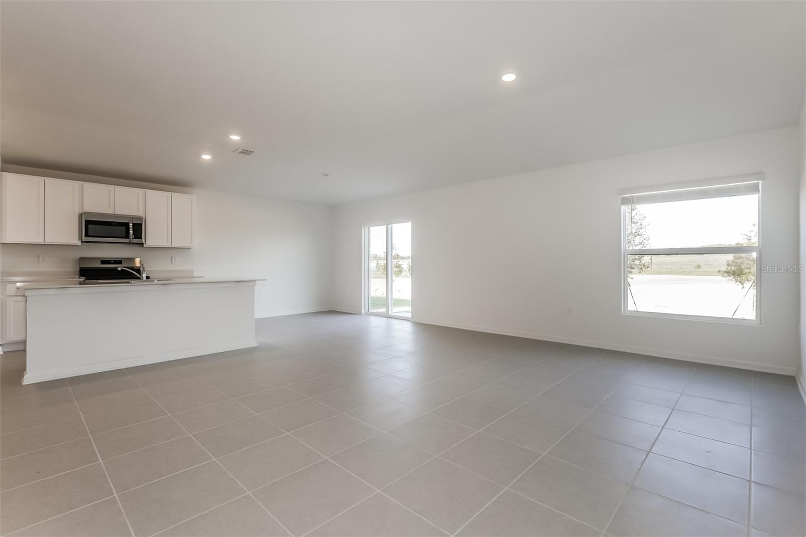 HUNT CLUB/LK WALES PH 1 - Residential Lease