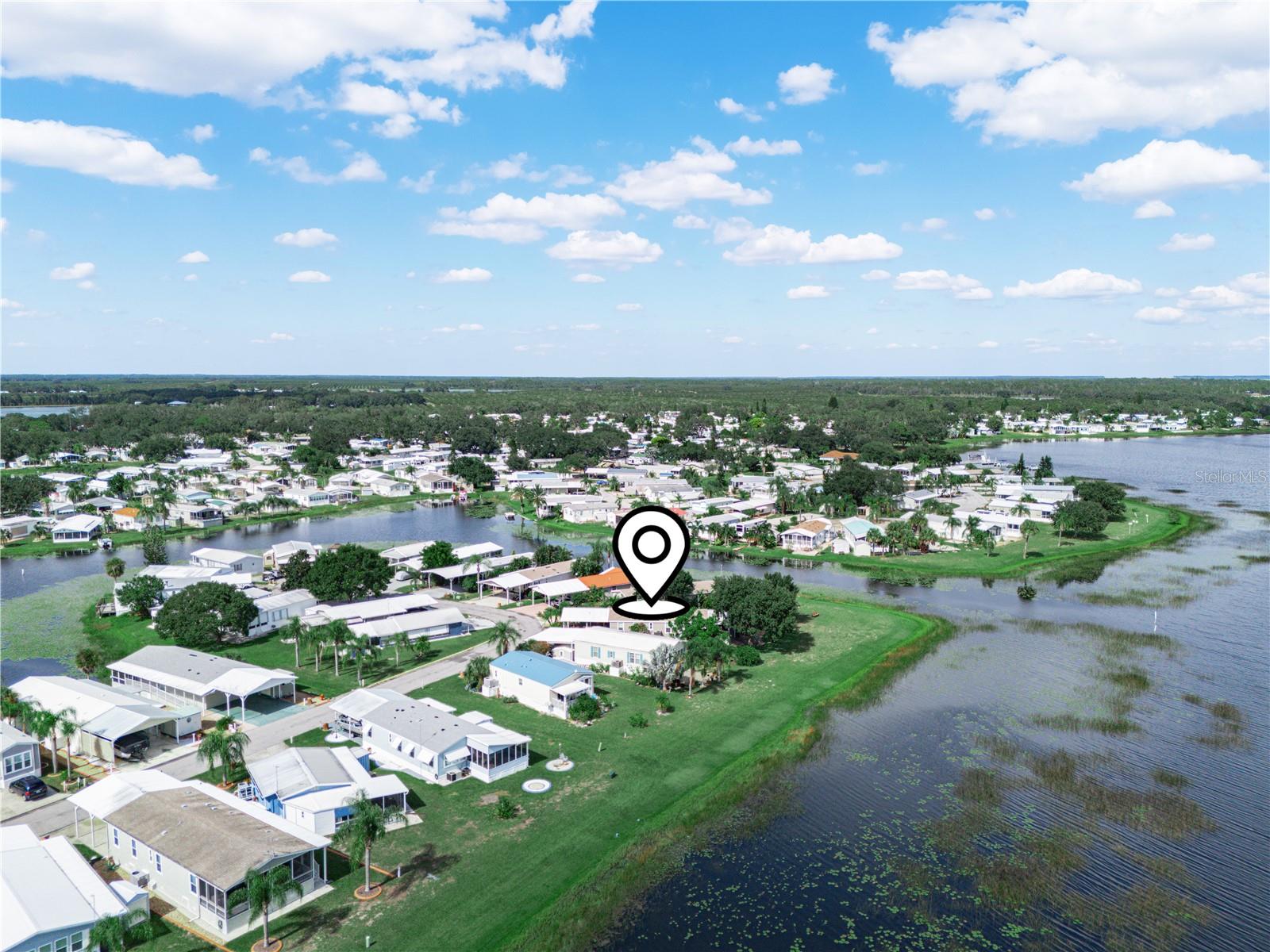SADDLEBAG LAKE - Residential