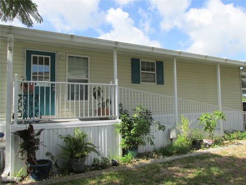 Photo of 45 Queen Of Waters Street, Lake Wales, FL 33898 (MLS # K4903084)