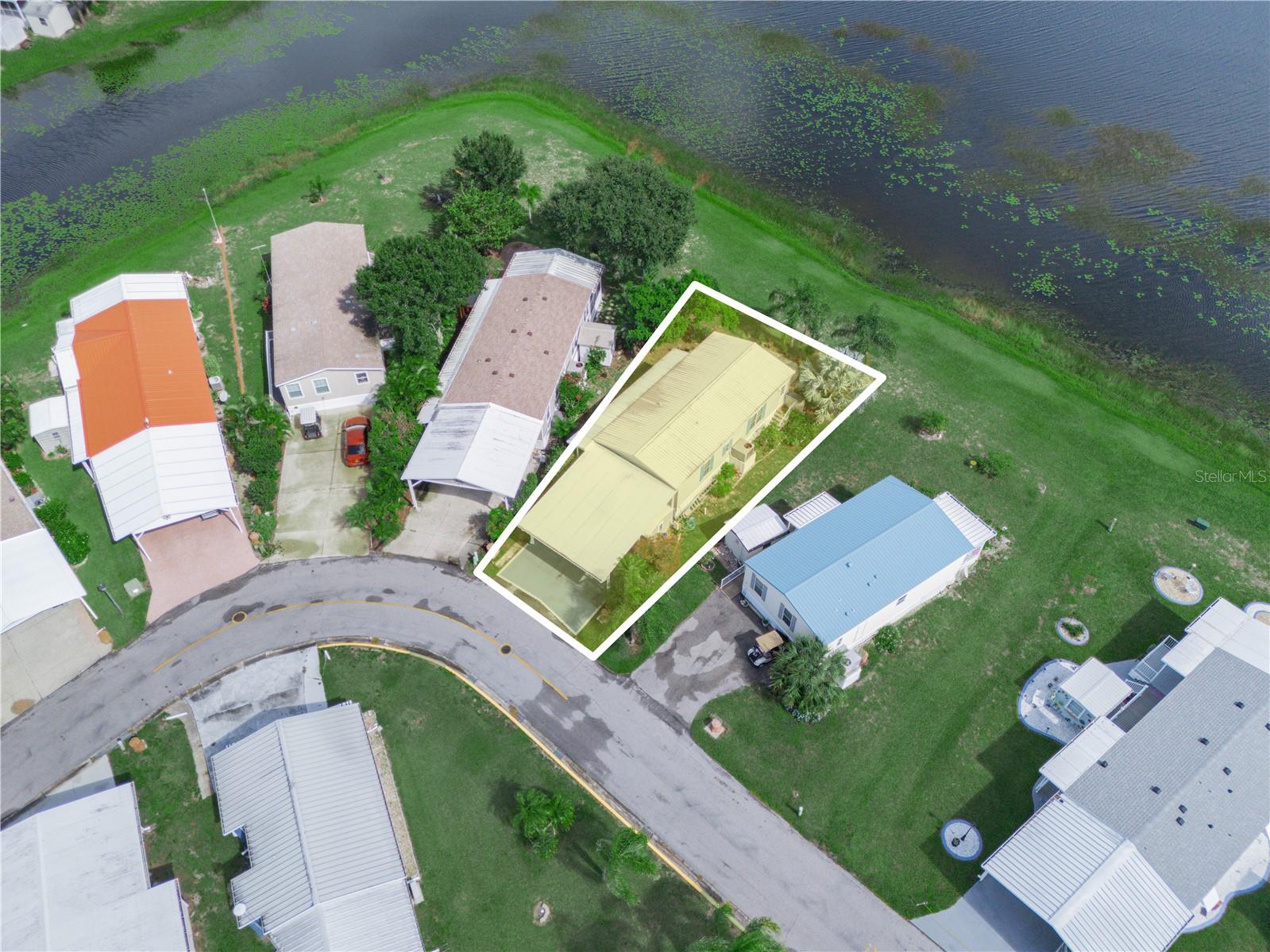 SADDLEBAG LAKE - Residential