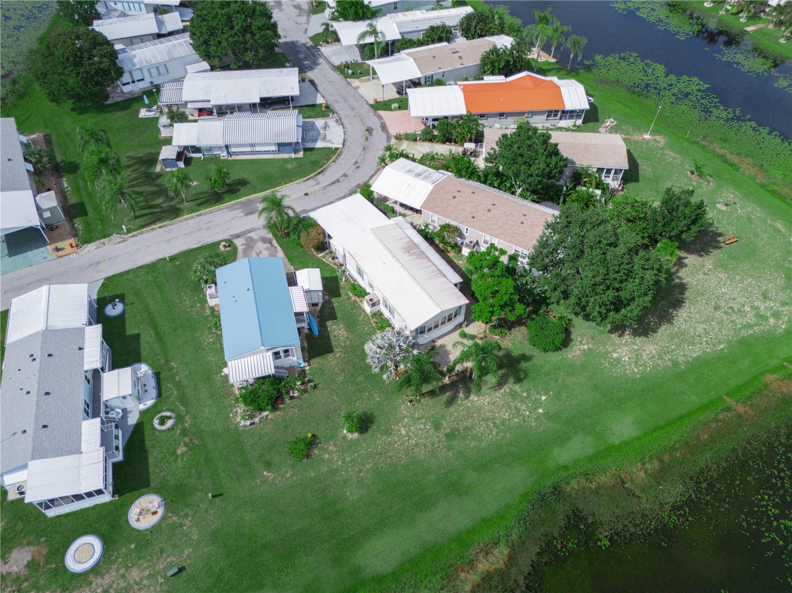 SADDLEBAG LAKE - Residential
