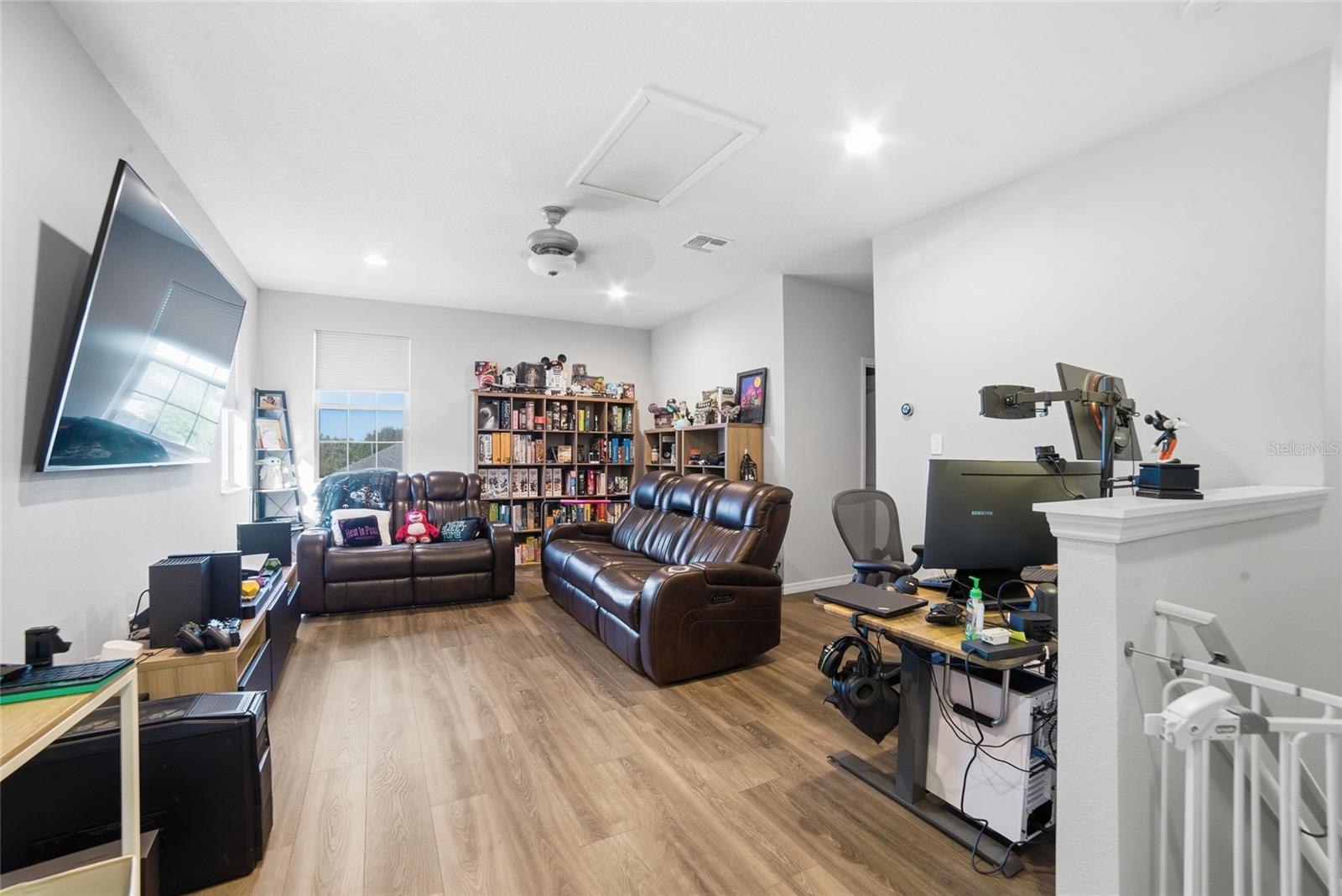 RESERVE AT PINE TREE - Residential Lease