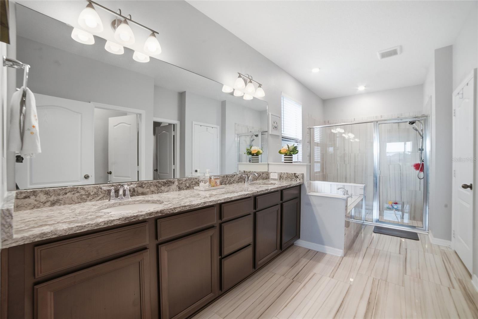 RESERVE AT PINE TREE - Residential Lease