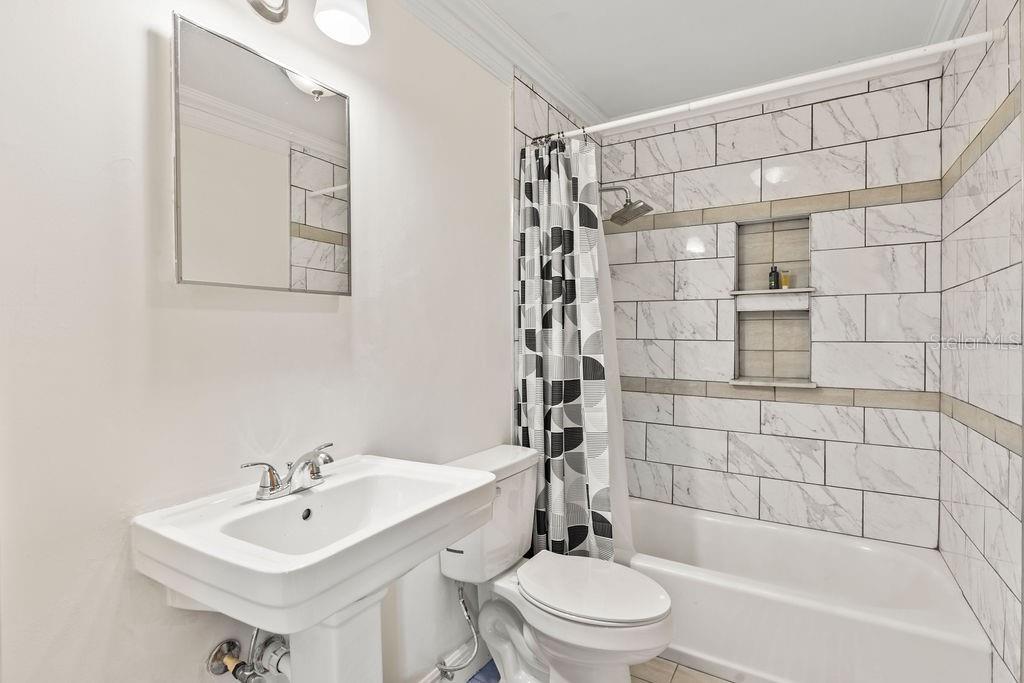 HOWRYS ADD - Residential Income