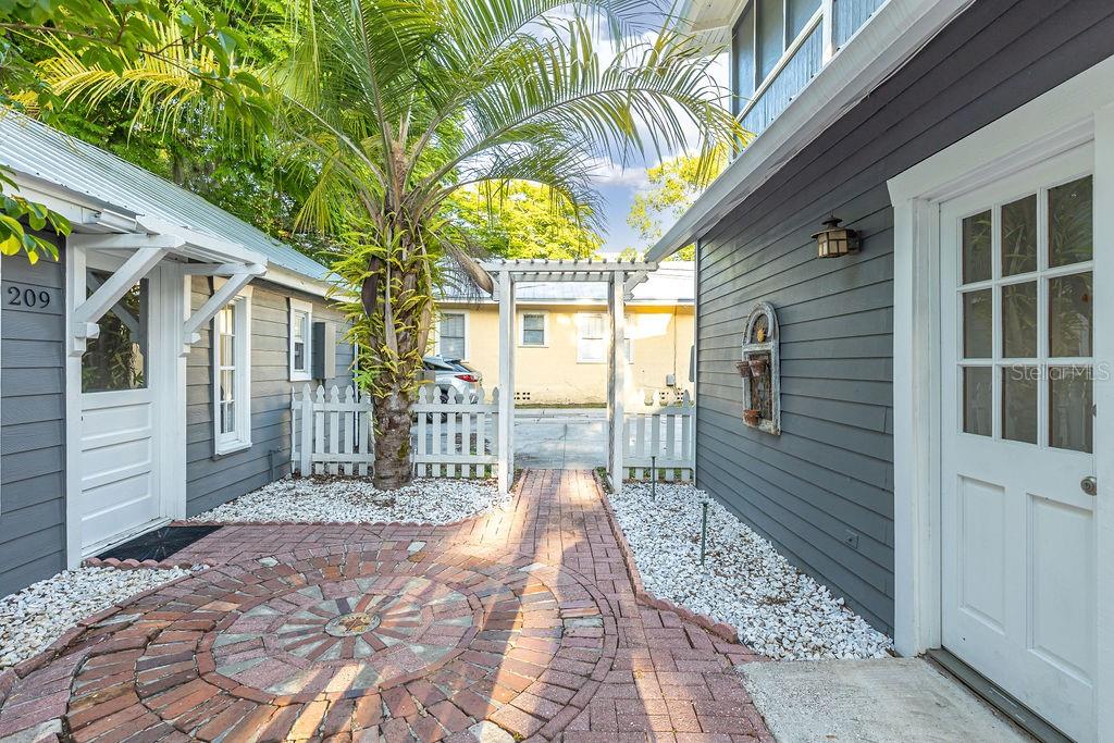 HOWRYS ADD - Residential Income