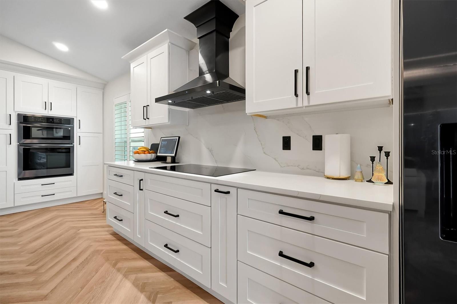 JOHNS LAKE POINTE A & S - Residential