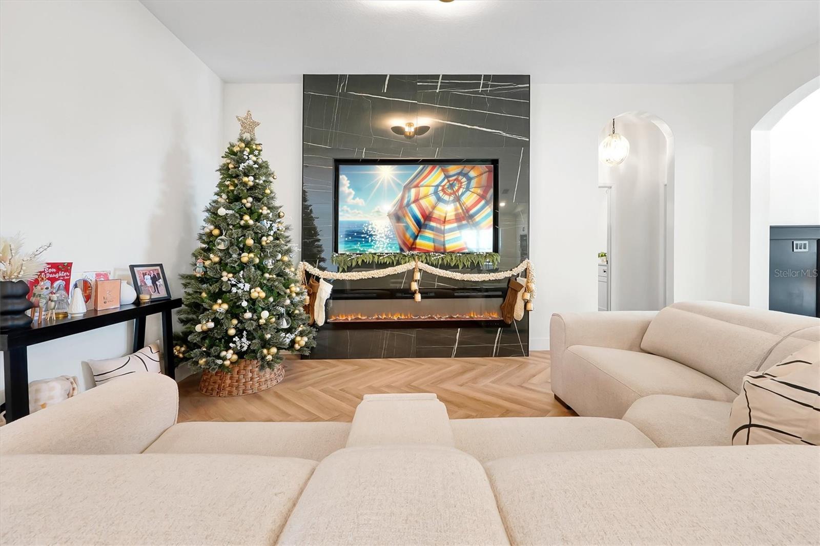 JOHNS LAKE POINTE A & S - Residential