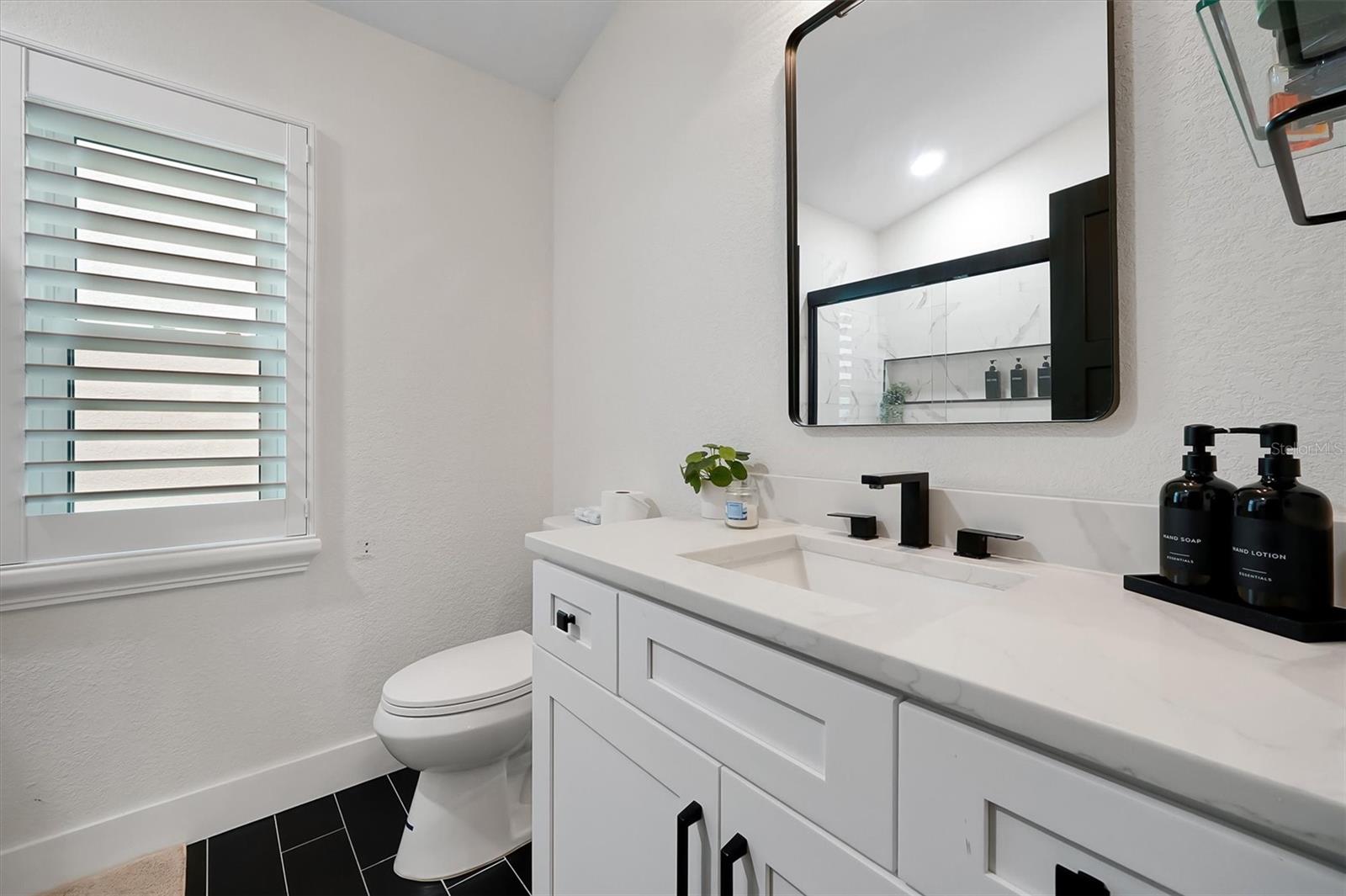 JOHNS LAKE POINTE A & S - Residential