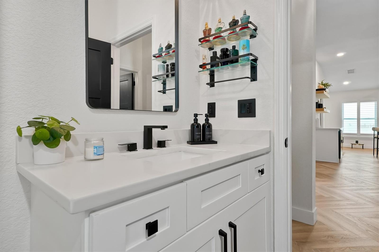 JOHNS LAKE POINTE A & S - Residential