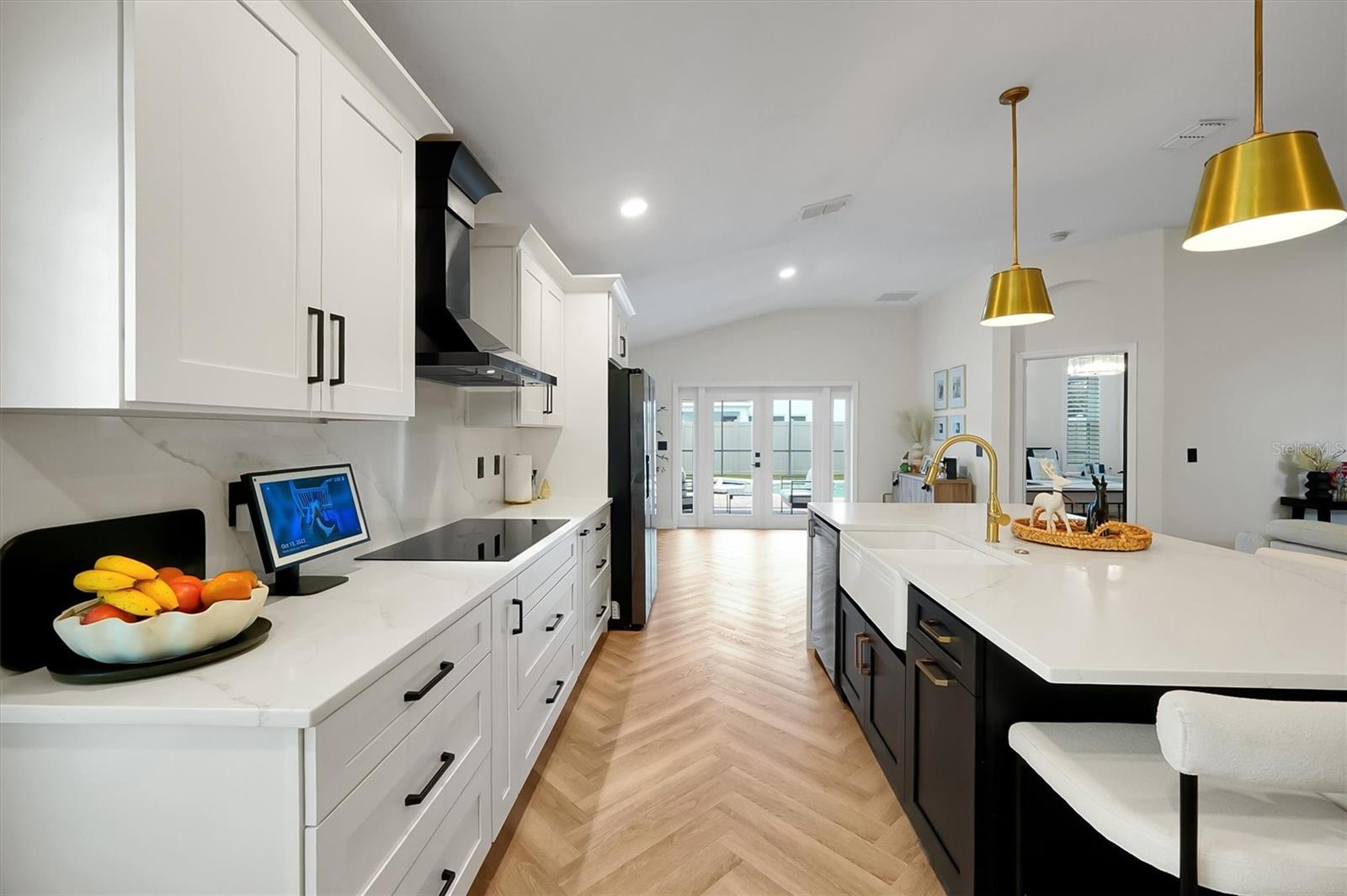 JOHNS LAKE POINTE A & S - Residential