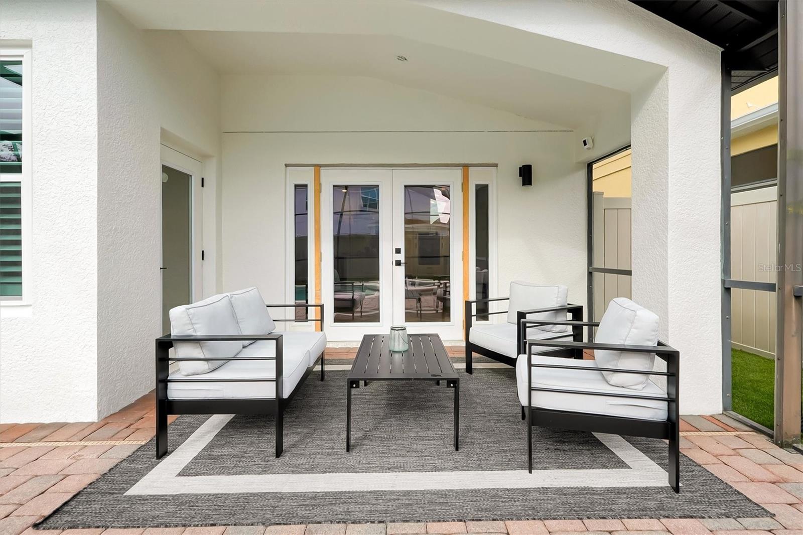 JOHNS LAKE POINTE A & S - Residential