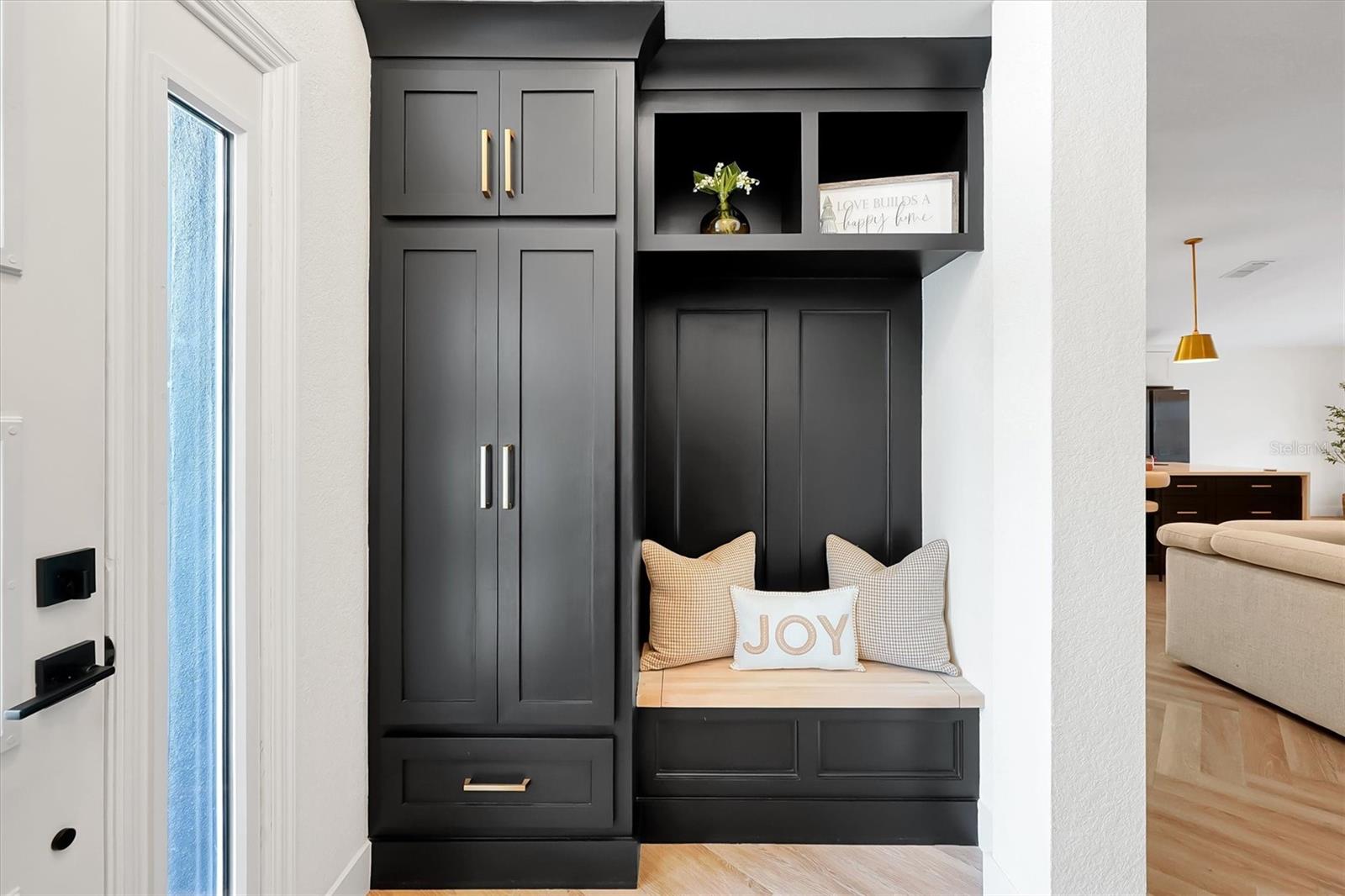 JOHNS LAKE POINTE A & S - Residential