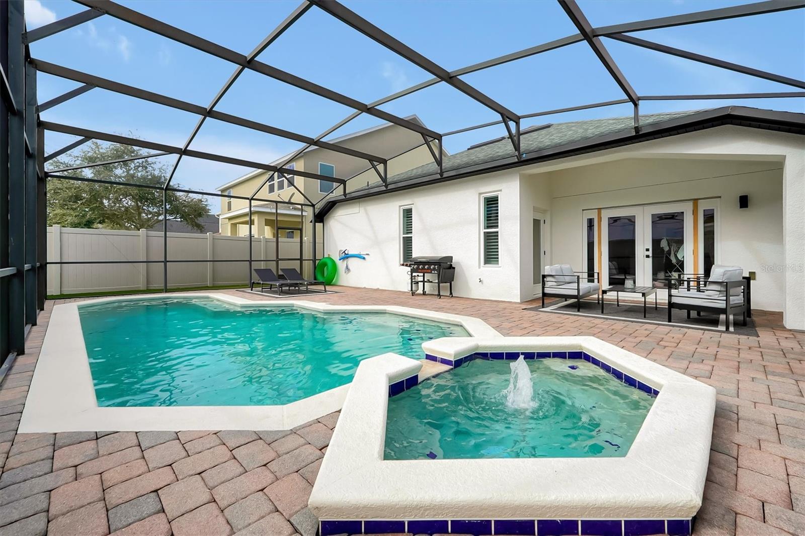 JOHNS LAKE POINTE A & S - Residential